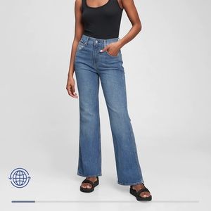 GAP High-rise Vintage Flare Jeans. Size 26 Petite. Fits like a 4P.